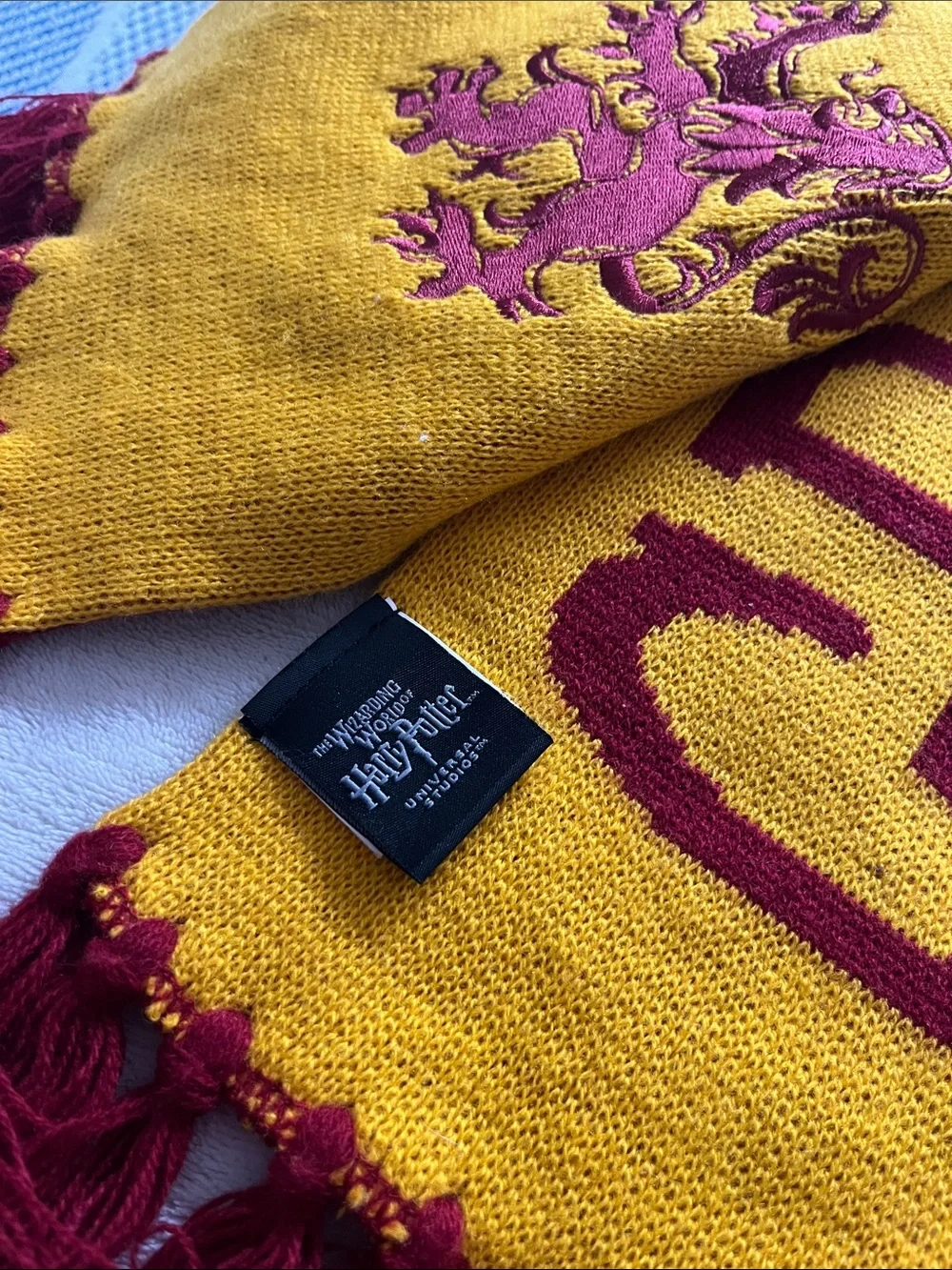 Harry Potter Knit Scarf in Gold and Maroon